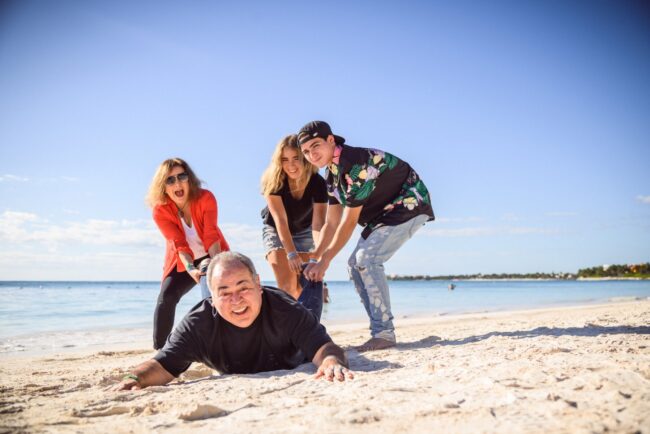 Family photographers in Fort Lauderdale